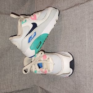 Toddler sneakers